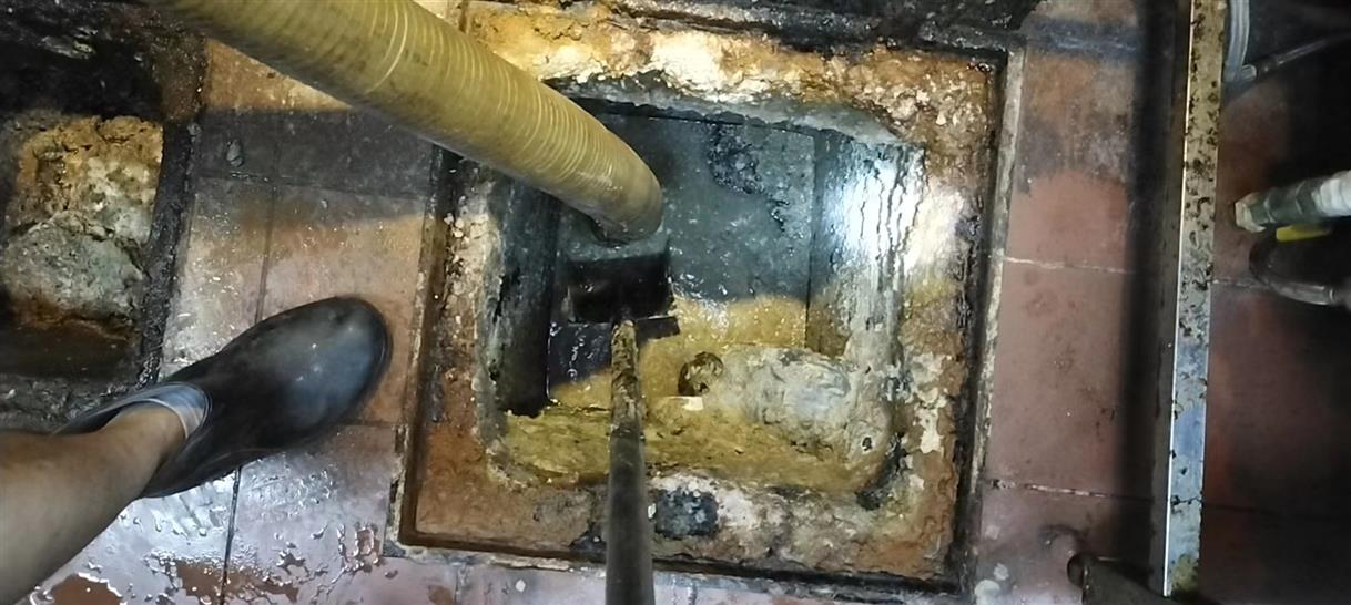 公安污水池清理一般都有毒气，怎么预防中毒呢？